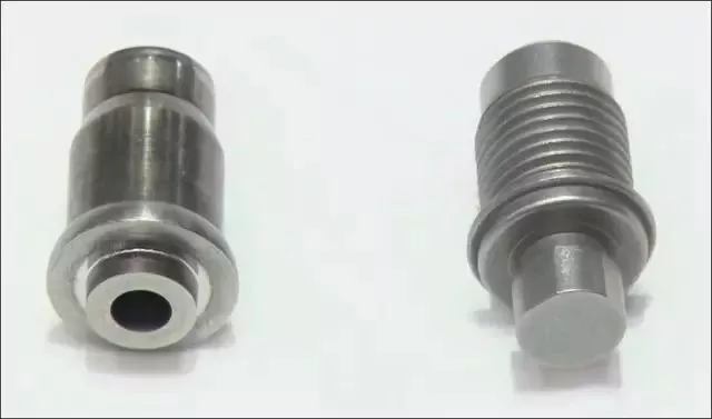 高壓感應(yīng)接頭端口（sensor port）-1.png
